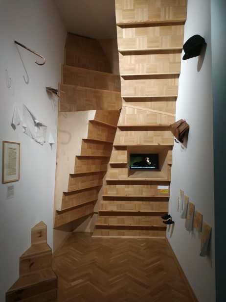 37e60f55-b65b-449a-b4e1-9cdf4037ba36